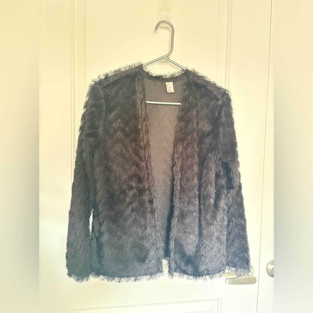 Adorable Black Faux Fur/tassle Open Front Cardigan
